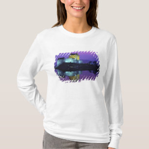 Burg Eilean Donan, Highlands, Schottland 4 T-Shirt