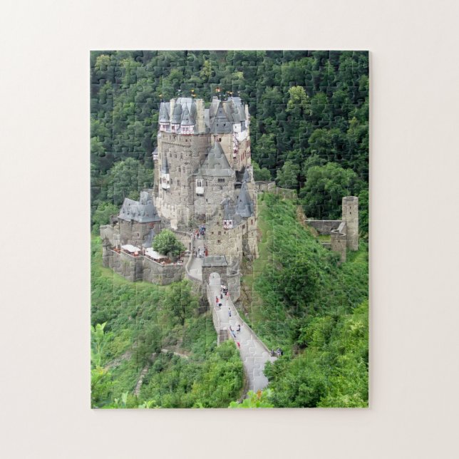 Burg Eltz, Deutschland (Vertikal)