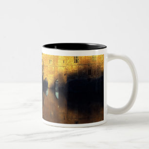 Burg Leeds, 12. Jh., normannische Festung und Zweifarbige Tasse