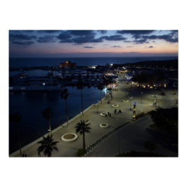 Burg Paphos und Hafen nachts, Zypern Poster
