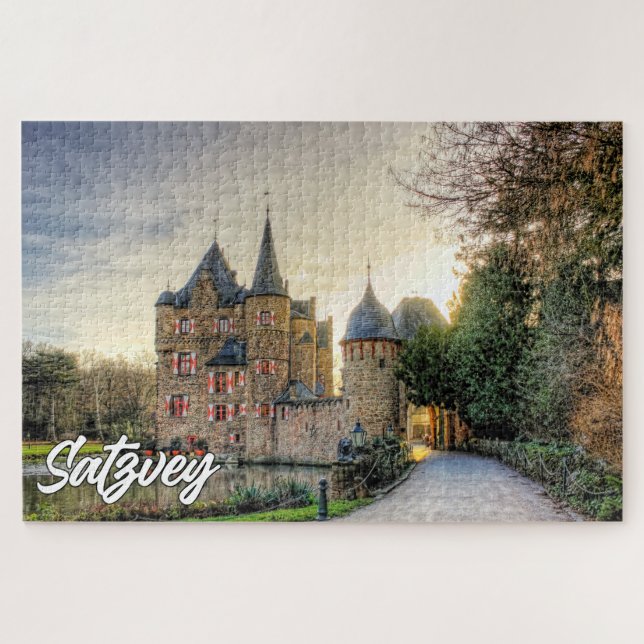 Burg Satzvey, Deutschland (Horizontal)