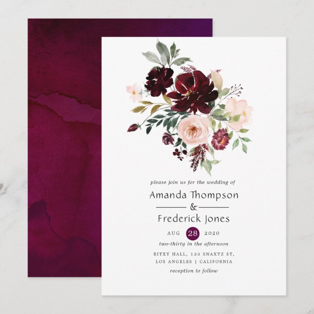 Burgund Berry und Blush Bloral Wedding Einladung (Vorne/Hinten)