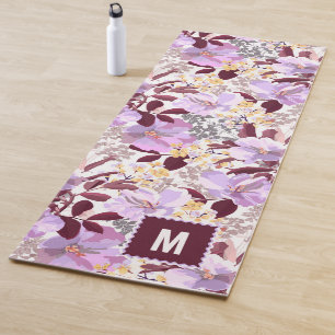 Burgund Blätter Lila Blumenmuster   Monogramm Yogamatte