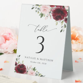 Burgund-Blume, rosa Blume, Tischnummern Tischaufsteller
