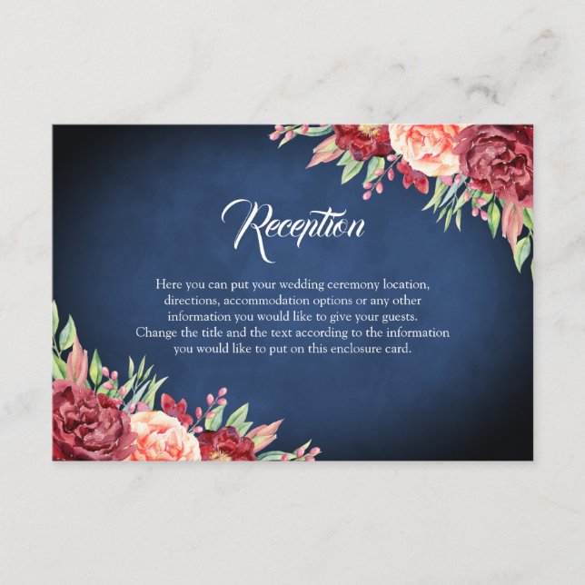 Burgund Blush Rose Blumenkorallendecke Hochzeit Begleitkarte (Vorderseite)