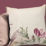 Burgund & Cream Einfache Rose Kissen<br><div class="desc">Das Burgundy und das cremefarbene Kopfkissen zeichnen sich durch ein schlichtes, elegantes Blumendesign in einer cremefarbenen Elfenbeinfarbenpalette mit bordeauxfarbenen, goldenen und grünen Akzenten aus. Ein wunderschöner Blumendesign aus Schichten blühender Rosenbügel als Brennpunkt vor einem einfachen, modernen, blumigen Hintergrund mit schwachen goldenen Gestaltungselementen; die vielschichtige Komposition verleiht dem Gesamtdesign Tiefe und...</div>