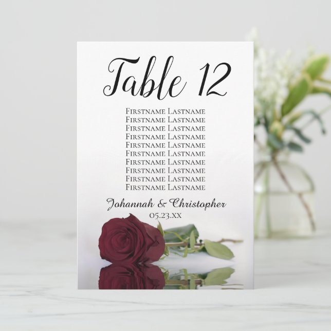 Burgund Rose Seating Chart Hochzeit Tischnummer (Stehend Vorderseite)