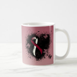 Burgund und Elfenbeinküste Grunge Herz Kaffeetasse