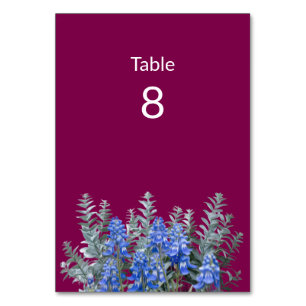 Burgund Winter Wedding mit Bluebonnet Tischnummer