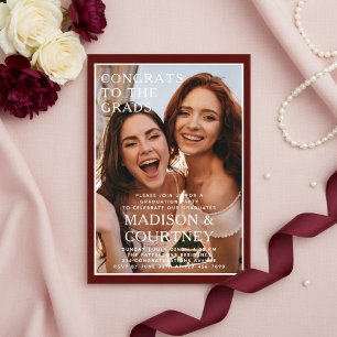 Burgund Zwei Absolventen Foto Abschlussfeier Acryleinladungen