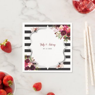 Burgunder Blumen Schwarz-Weiß-Gestreifte Hochzeit Serviette