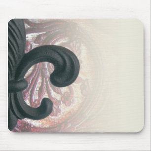 Burgunder-/Sand"Eisen-Lilie" mousepad