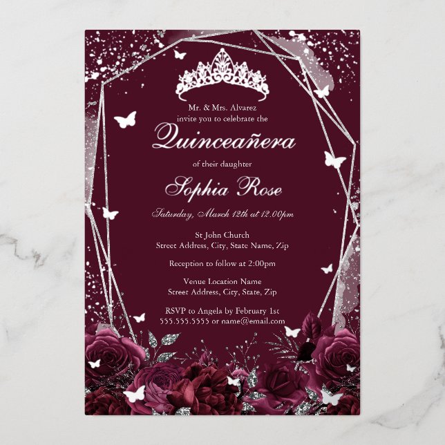 Burgundy Blume Tiara Silver Quinceanera Folieneinladung (Vorderseite)