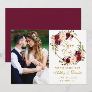 Burgundy Blumenschreath Gold Save the Date Foto