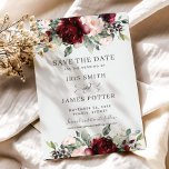 Burgundy Blush Floral Wedding Save the Date Card Einladung<br><div class="desc">Diese schicke Hochzeit speichern Sie die Dattelkarte mit einem schönen Aquarellblau und bordeauxrot floralen Arrangement. Entworfen, um unsere Rustic Blush Hochzeitskollektion zu ergänzen. Personalisieren Sie es einfach und schnell mit Ihren Daten, drücken Sie einfach die Schaltfläche Anpassen, um den Stil und die Platzierung des Textes weiter zu ordnen und zu...</div>