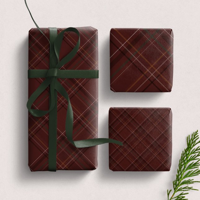 Burgundy Christmas plaid dark elegant holiday Geschenkpapier Set (Von Creator hochgeladen)