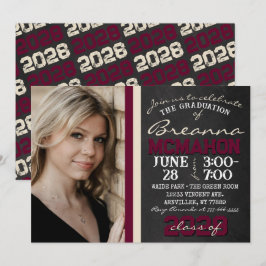 Burgundy & Cream Tan Chalkboard Abschluss Foto Einladung