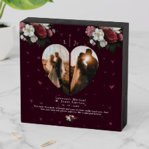 Burgundy Custom Heart Shape Paare Fotos