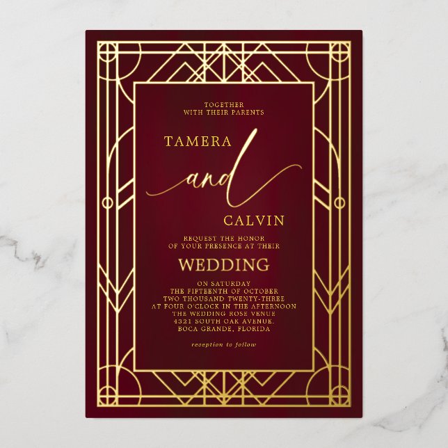 Burgundy Elegante Gold Decorative Frame Wedding Folieneinladung (Vorderseite)