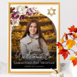 Burgundy Fall Bat Mitzvah Foto Begrüßungszeichen Poster<br><div class="desc">Entdecken Sie die Schönheit der Burgunder Herbst Flora Bat Mitzvah Foto Willkommen Zeichen! Diese atemberaubenden Servietten sind der perfekte Weg,  um eine Touch der Saison zu Ihrem Fest zu bringen. Mit ihren prächtigen Blumenmotiven im Herbst und der bordeauxroten Farbe werden sie Ihre Veranstaltung auf neue Höhen heben.</div>