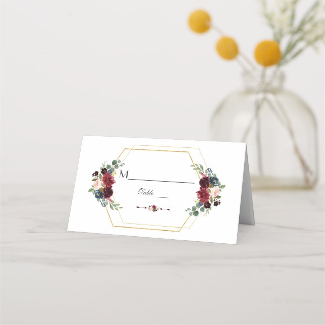 Burgundy Floral Gold Hexagon Frame Tischnummer Platzkarte (Vorderseite)