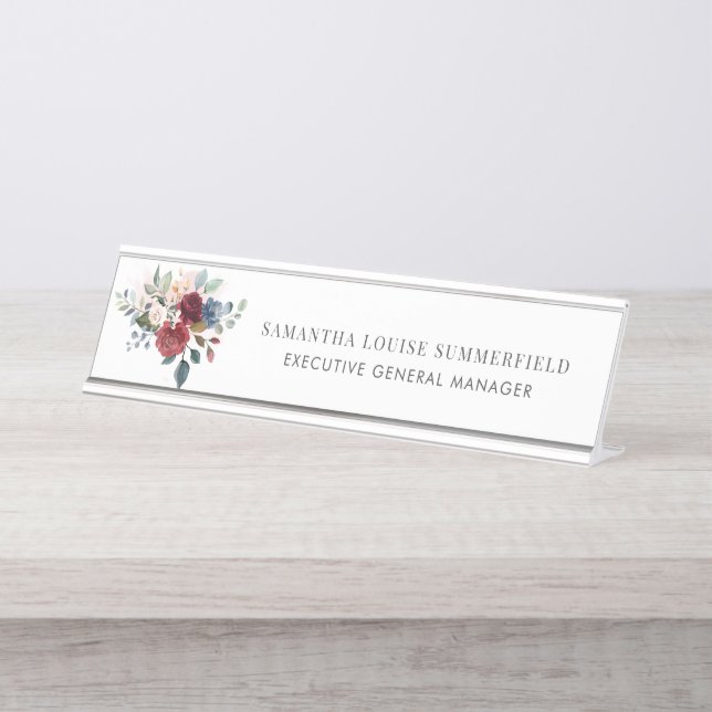 Burgundy Floral Moderne Aquarellwiesen Schreibtischnamensplakette (Vorderseite )