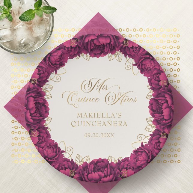Burgundy Floral Quinceanera Pappteller (Von Creator hochgeladen)