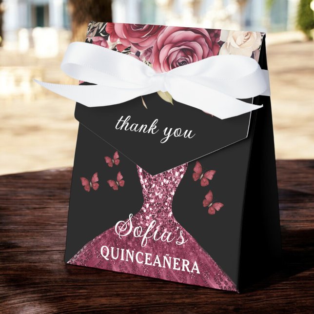 Burgundy Floral Quinceñera Butterfliegen Geschenkschachtel (Von Creator hochgeladen)