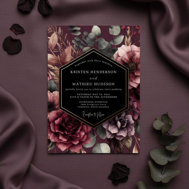 Burgundy Floral Romance Wedding Einladung (Von Creator hochgeladen)