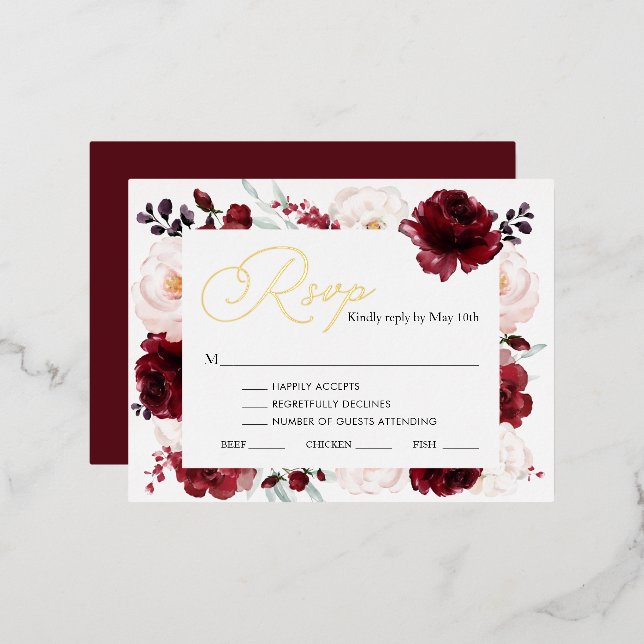 Burgundy Floral Wedding Gold Foil RSVP Card Folie Einladungspostkarte (Vorderseite/Rückseite)