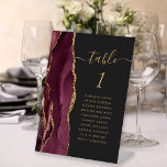 Burgundy Gold Agate Dark Wedding Tischnummer Sockelschild<br><div class="desc">Der links Rand dieses eleganten,  modernen Hochzeitssockels mit Tischnummer besticht durch eine bordeauxrote Aquarellgrenze mit vergoldetem Imitat-Glitzer. Das Wort "Tabelle" erscheint in einem farbigen goldfarbenen Skript auf einem schwarzen Hintergrund. Fügen Sie die Namen Ihrer Gäste hinzu,  die jeder Tabelle zugeordnet sind.</div>