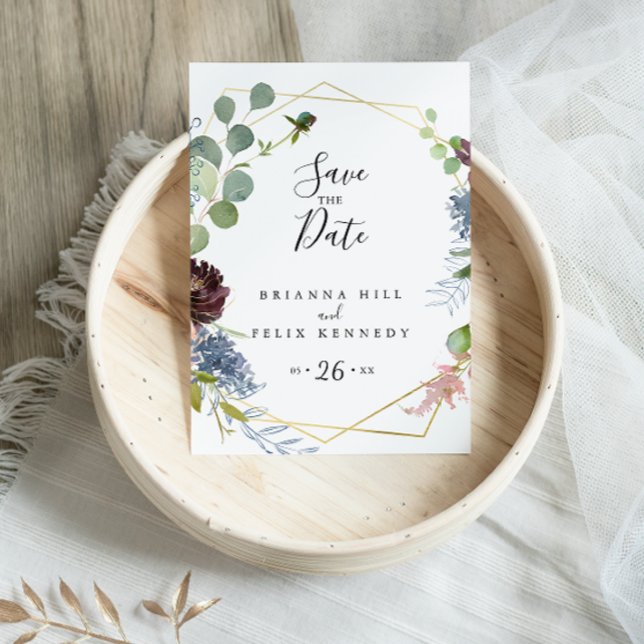 Burgundy Gold Geometric Save the Date Postkarte (Von Creator hochgeladen)