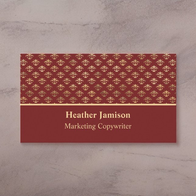 Burgundy Gold Lilie Marketing Copywriter Visitenkarte (Von Creator hochgeladen)