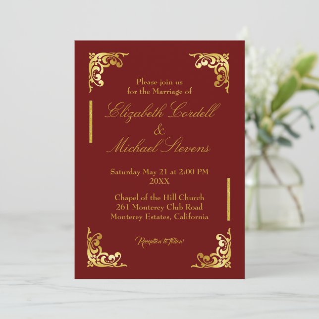 Burgundy Imitats Gold Script Einladung zur Hochzei (Stehend Vorderseite)