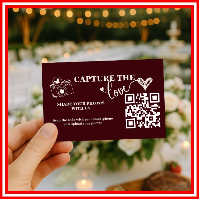Burgundy & Ivory Capture The Love QR Code Wedding Begleitkarte (Von Creator hochgeladen)