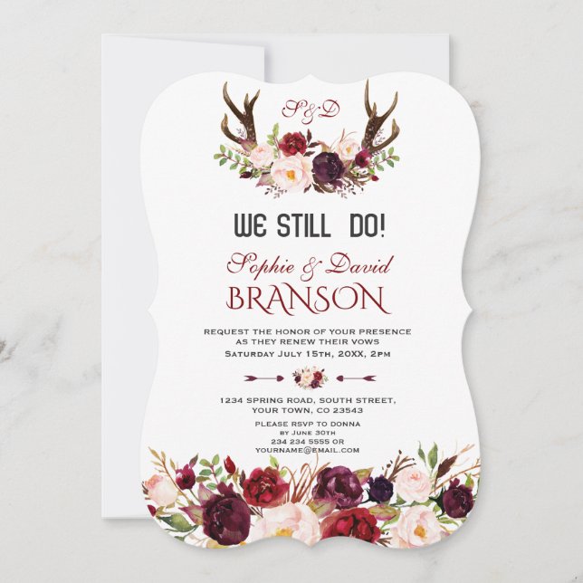 Burgundy Marsala Floral Antlers WIR NOCH tun Einladung (Vorderseite)