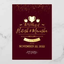 Burgundy Monogram Logo mit Taubenhochzeit Gold Folieneinladung