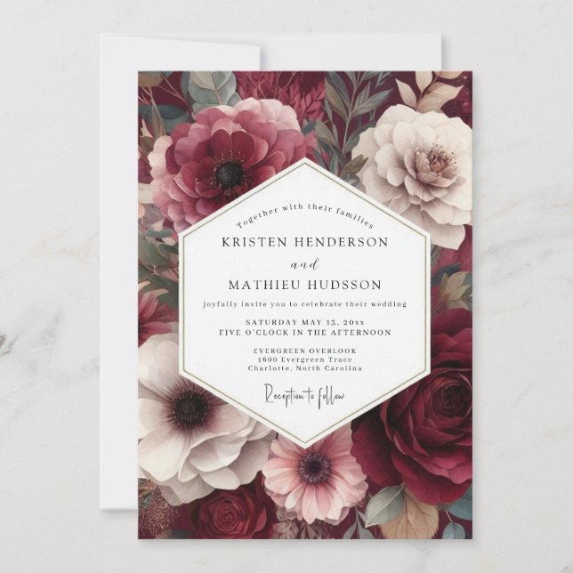 Burgundy Moody Floral Wedding Einladung (Vorderseite)