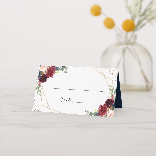 Burgundy Navy Blue Floral Modern Geometric Wedding Platzkarte (Vorderseite)