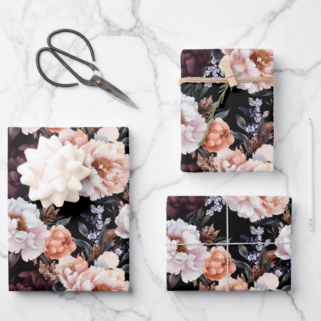 Burgundy Peonies Floral Pattern Geschenkpapier Set (Vorderseite)