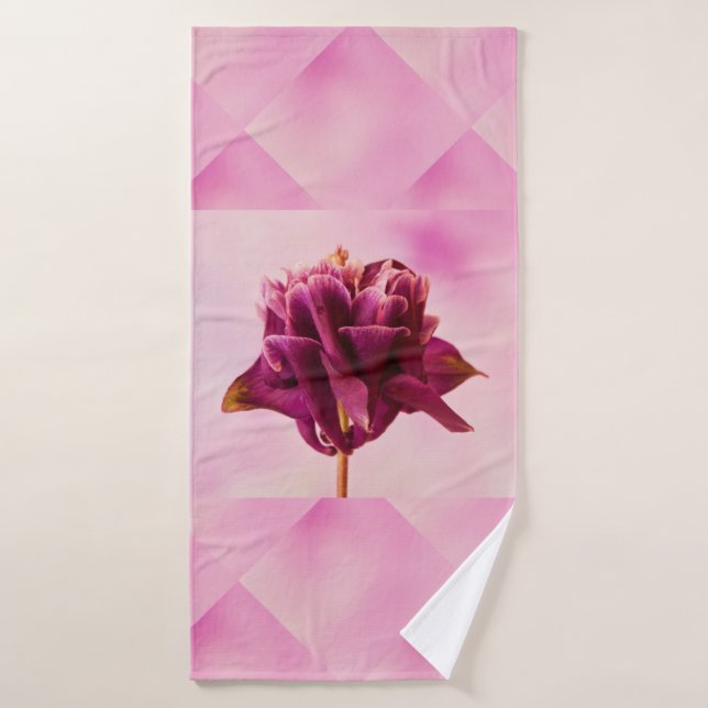 Burgundy Pink Columbine Badhandtuch Set (Badehandtuch)