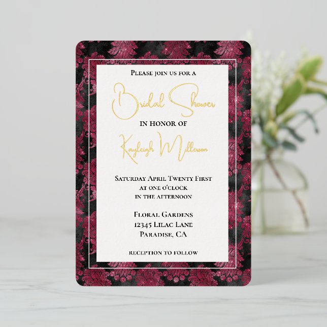 Burgundy Red Black Floral Brautparty Folieneinladung (Stehend vorne)