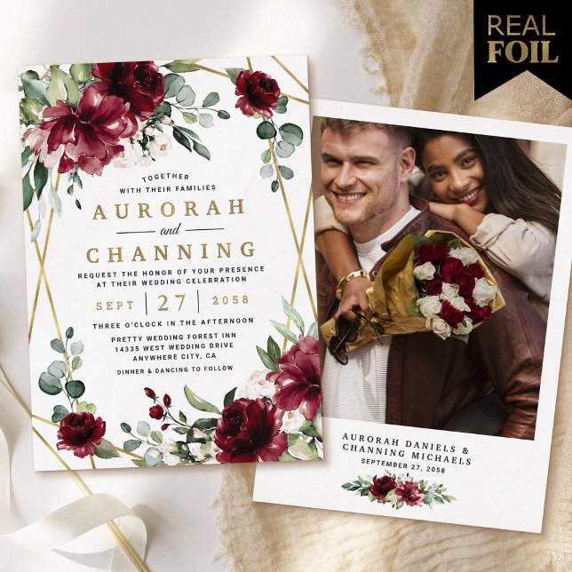 Burgundy Red Floral Geometric Foto Wedding Gold Folieneinladung (Von Creator hochgeladen)