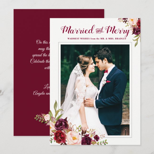 Burgundy Red Floral Verheiratet Frohe Weihnachten  Einladung (Vorne/Hinten)