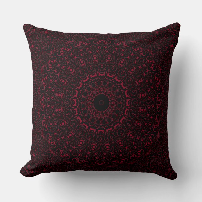 Burgundy Red Mandala mit Ziersymmetrie Kissen (Vorderseite)
