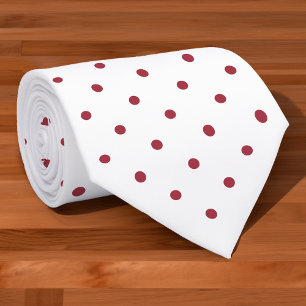 Burgundy Red Mini Polka Dot Pattern auf Weiß Krawatte