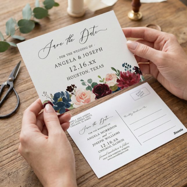 Burgundy Red Navy Bloral Wedding Save the Date Postkarte (Von Creator hochgeladen)
