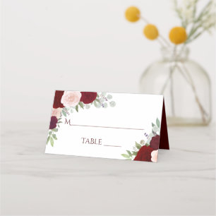 Burgundy Red & Pink Roses Elegantes Hochzeitstil Platzkarte