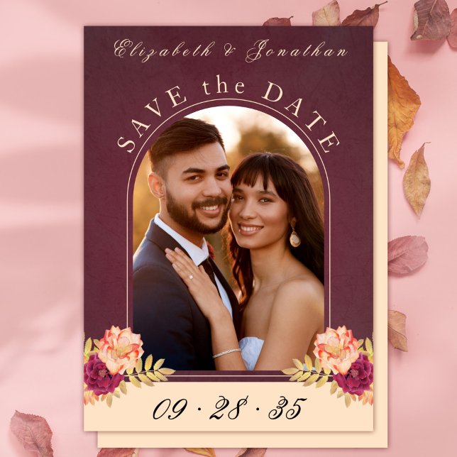 Burgundy Rose Boho Foto Wedding Save the Date (Burgundy Roses Boho Photo Wedding Save the Date)