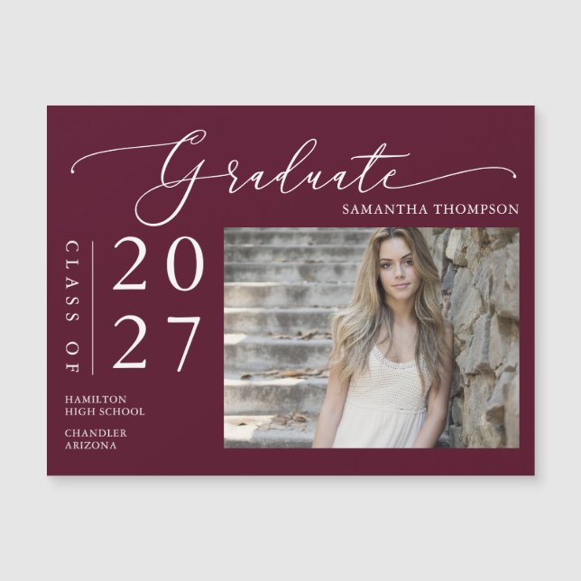 Burgundy Script High School Graduate Foto Magnet (Vorderseite)